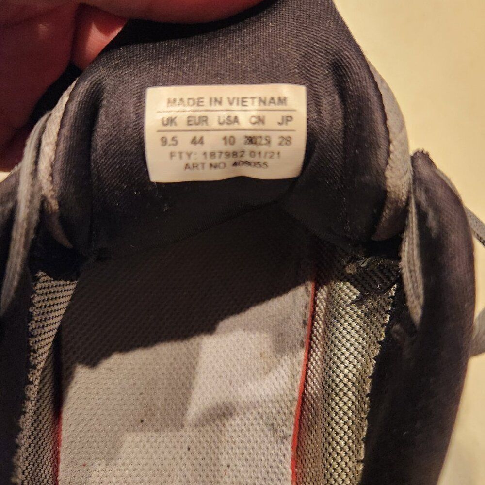 Salomon Alpha Cross GTX trail shoe. Size 10 - Picture 9 of 9